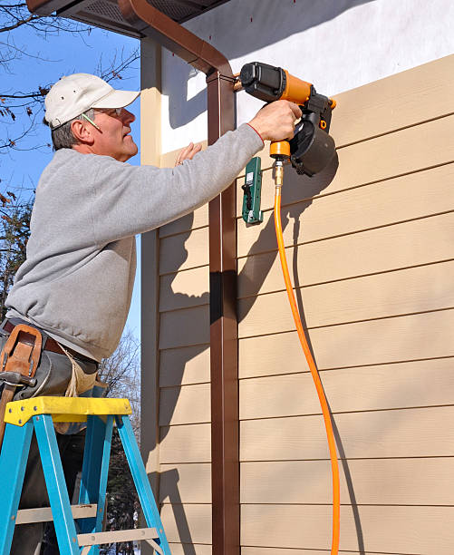 Siding Removal and Disposal in Glendale, MO